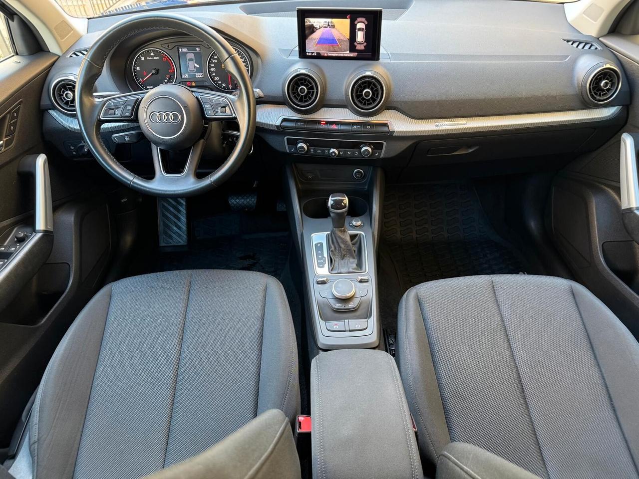 Audi Q2 30 TDI Business