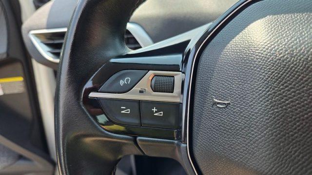 PEUGEOT 3008 BlueHDi 120 S&S Active PERMUTE IN ARRIVO