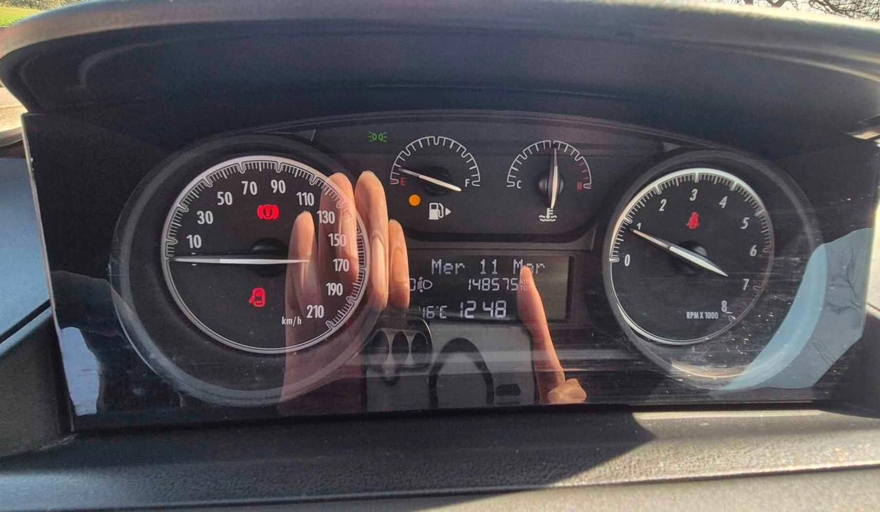 Lancia Ypsilon 1.2 69 CV 5 porte Silver