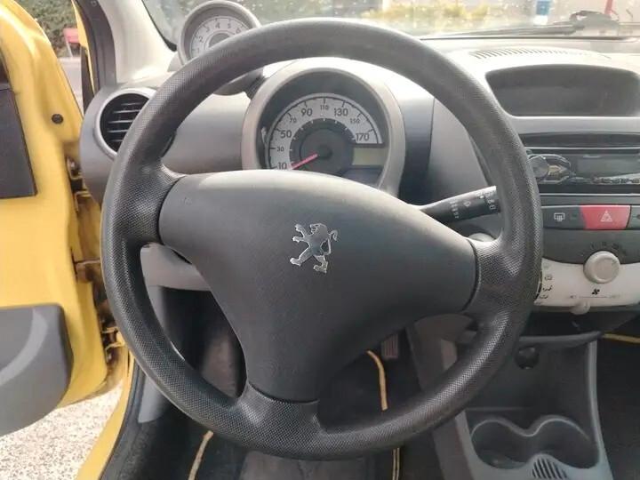 Peugeot 107 1.0 68CV 3p. Desir