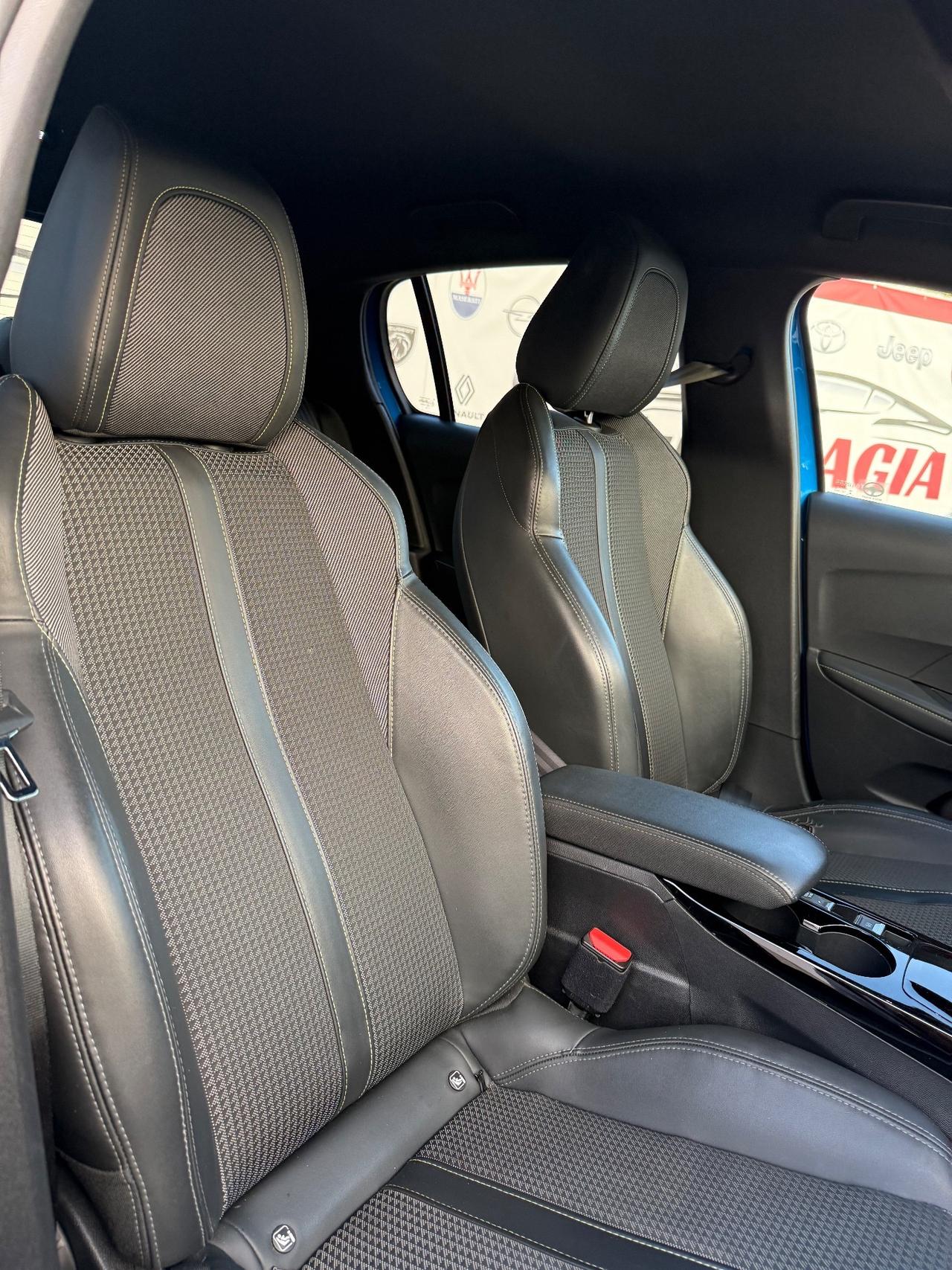 Peugeot 208 PureTech 100 Stop&Start 5 porte GT Line