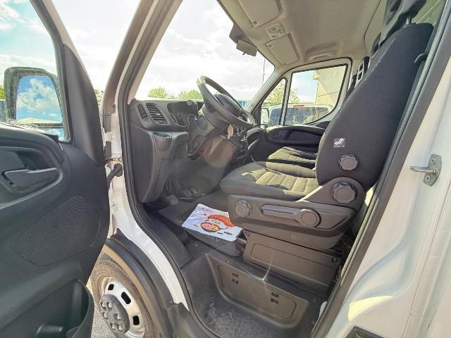 IVECO DAILY 35C14H BOX + SPONDA