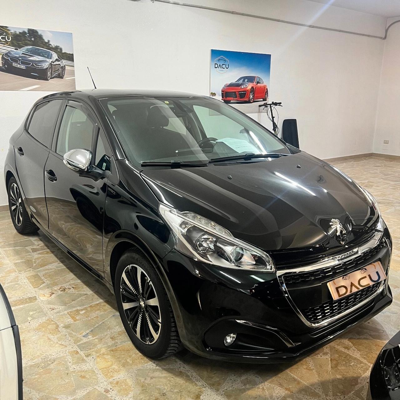 Peugeot 208 PureTech 82 5p. GPL Active