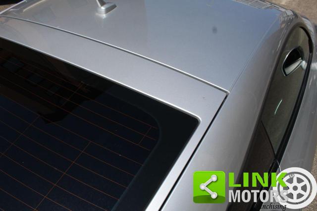 AUDI TTS Coupé 2.0 272 CV TFSI quattro S tronic