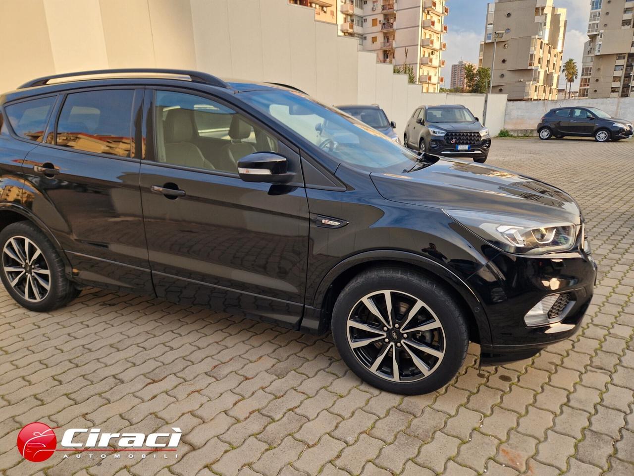Ford Kuga 2.0 TDCI 180 CV S&S 4WD Powershift ST-Line