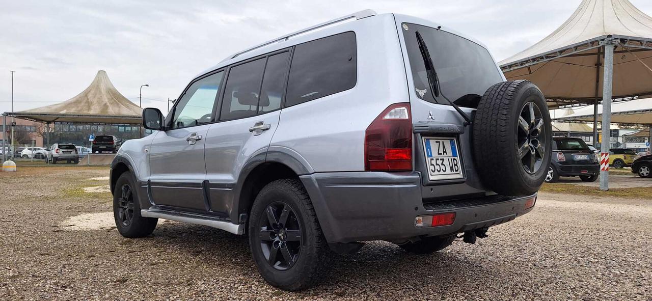 Mitsubishi Pajero 3.2 16V DI-D 5p. aut. Intense