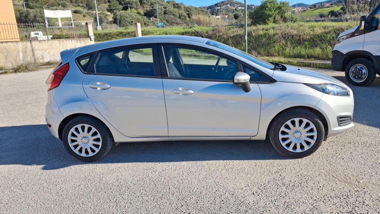 Ford Fiesta Plus 1.5 TDCi 75CV 5 porte