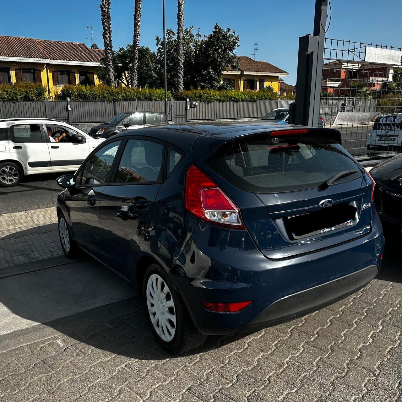 Ford Fiesta 1.5 TDCi 75CV 5 porte