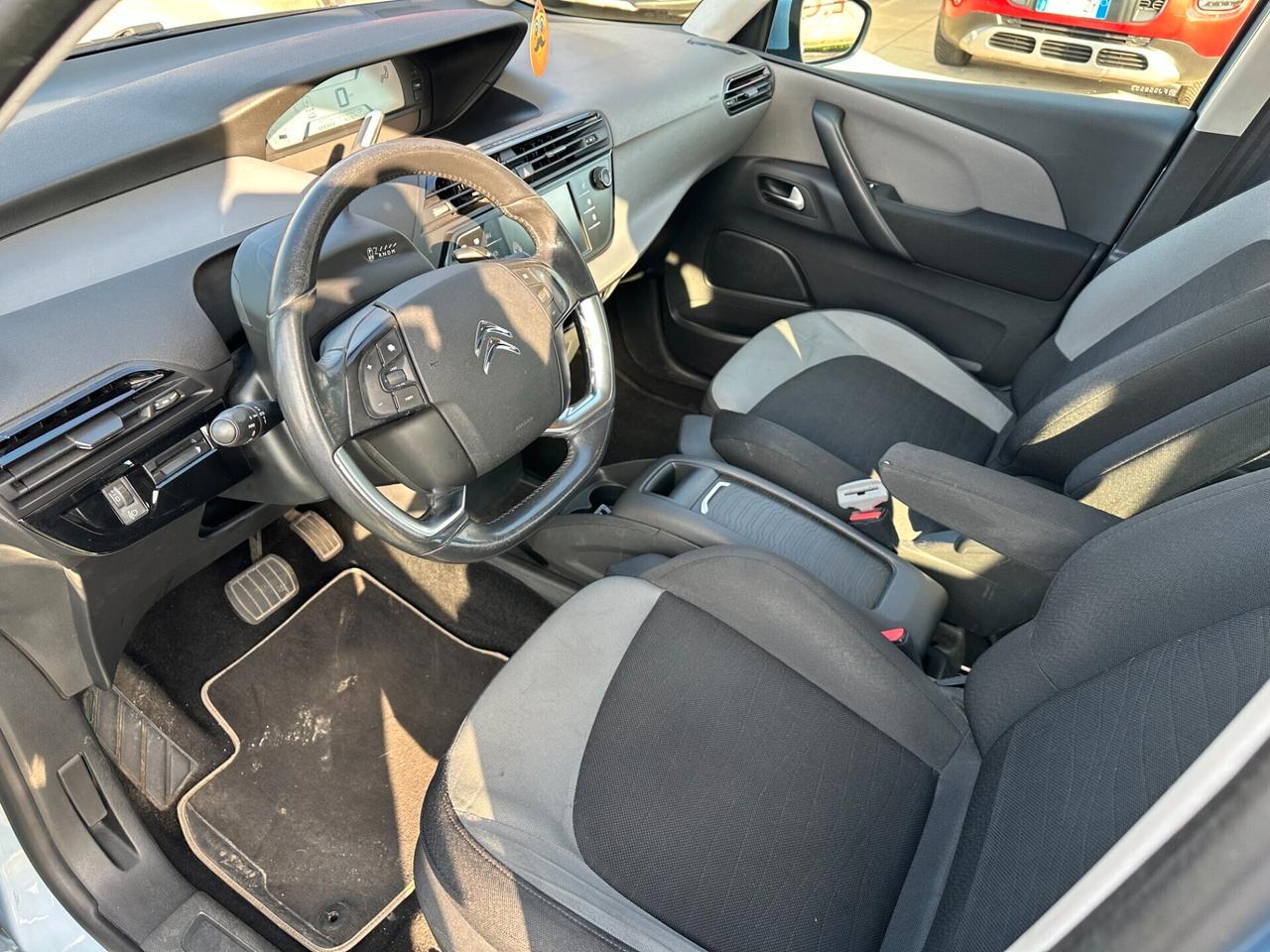 Citroen Grand C4 Picasso 2.0*BLUEHDI*EXCLUSIVE*7POSTI*NAVI*LED*AUT*