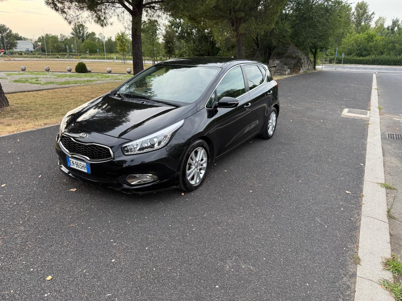 Kia Ceed cee'd 1.6 CRDi 110 CV 5 porte Cool