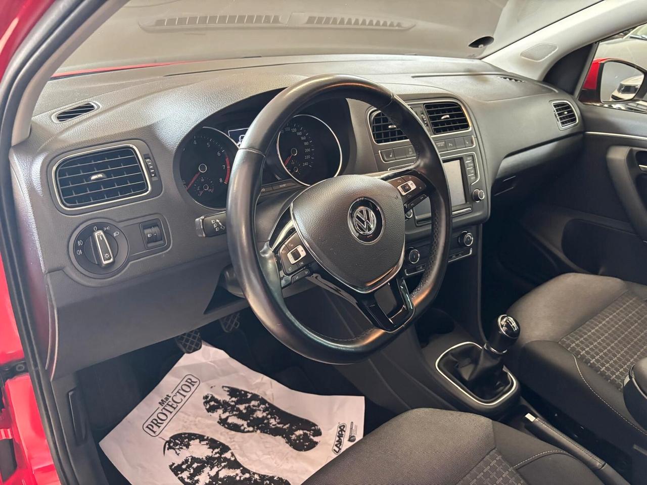 VOLKSWAGEN POLO ANNO 2018 BZ 1.2 ADATTA NEOPATENTATI KM 96 MILA