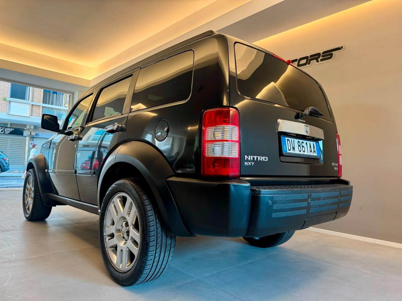 DODGE NITRO 2.8 CRD SXT 4WD AUTOMATICA