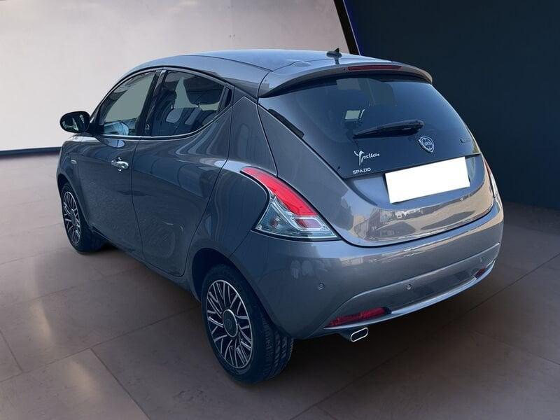 Lancia Ypsilon III 2021 1.0 firefly hybrid Gold s&s 70cv