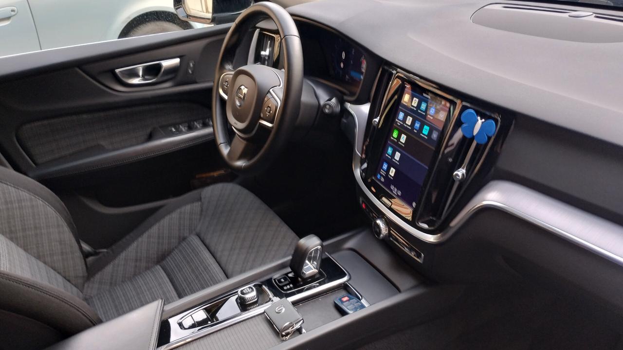 Volvo V60 2.0 MHEV Hybrid Core PROMMO