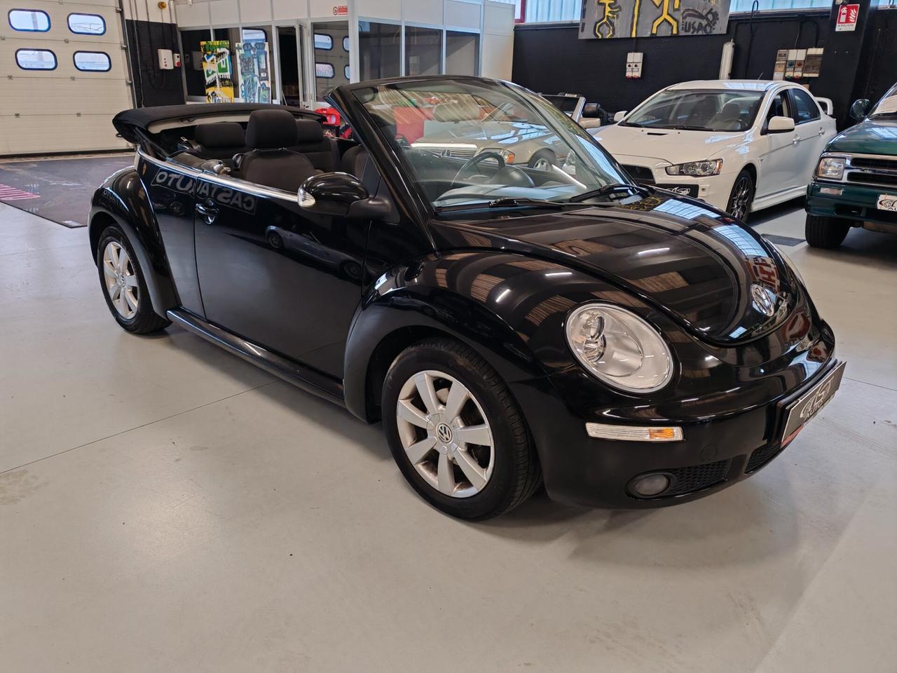 Volkswagen New Beetle 1.6 Cabrio