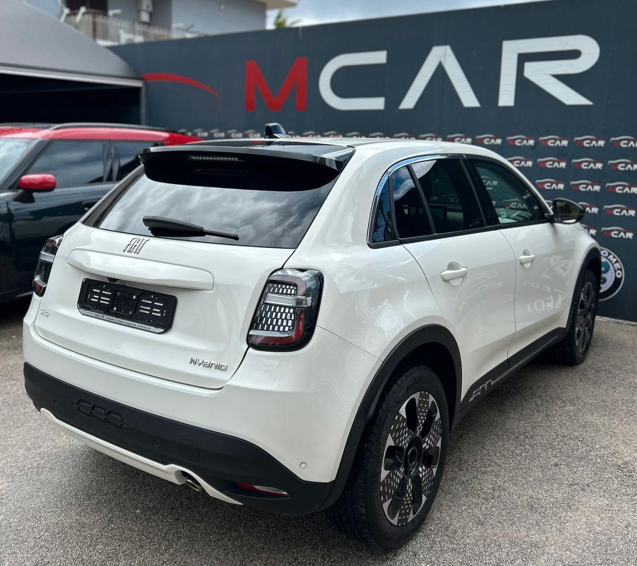 Fiat 600 Hybrid 110 CV DCT MHEV La Prima