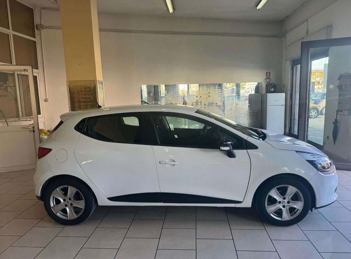 Renault Clio 1.5 dCi 8V 75CV NAVI