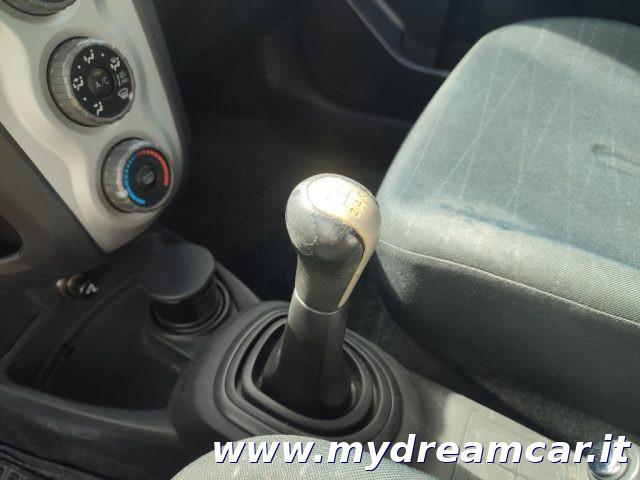 TOYOTA Yaris 1.4 D-4D 5 porte Sol