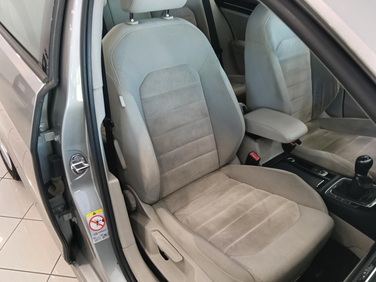 Volkswagen Golf 1.6 TDI 5p. Highline BlueMotion Technology