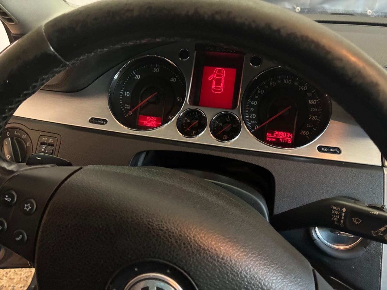 Volkswagen Passat 2.0 TDI DPF Var. Comfortline