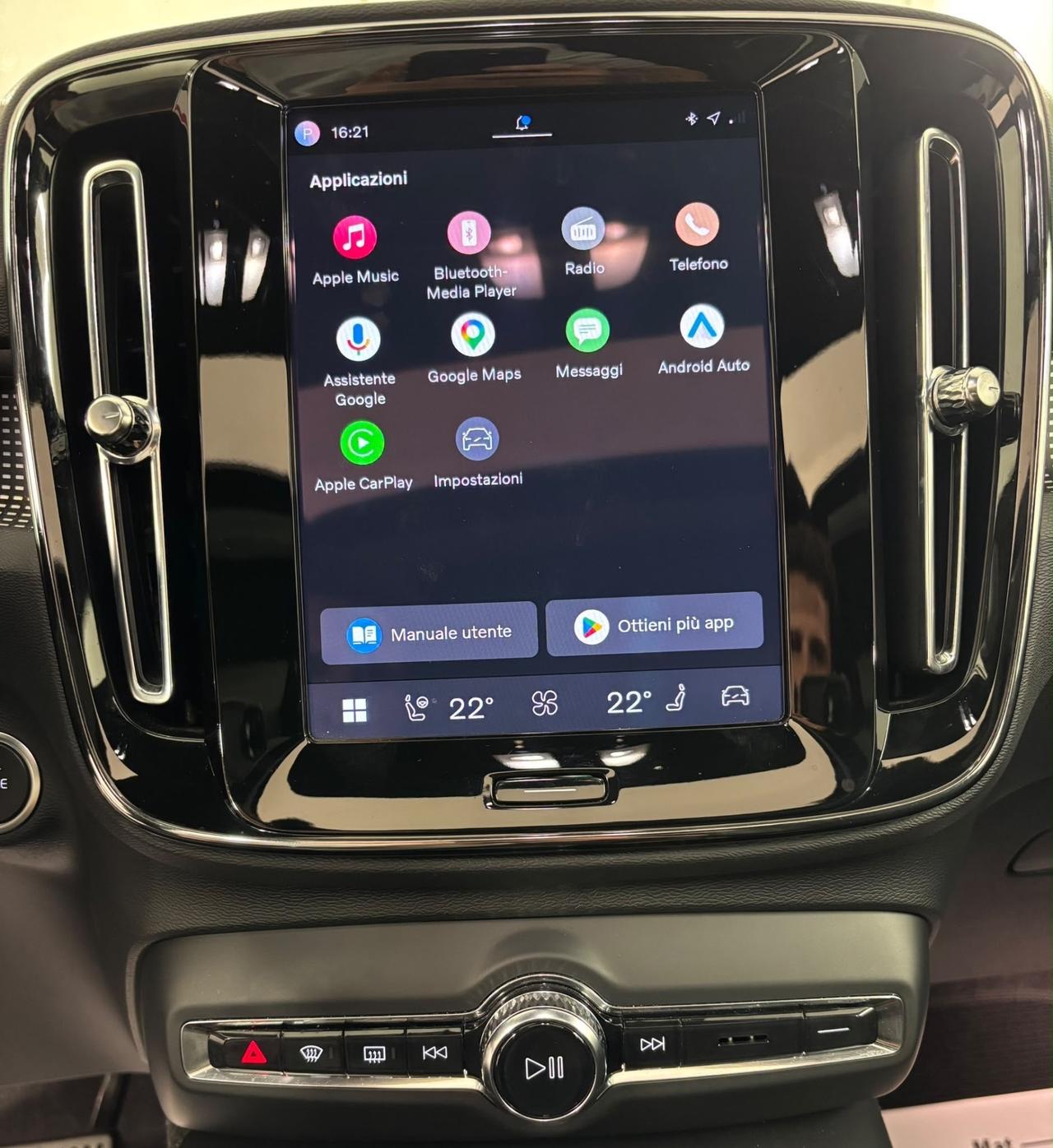 Volvo XC40 B3 automatico Ultimate Dark