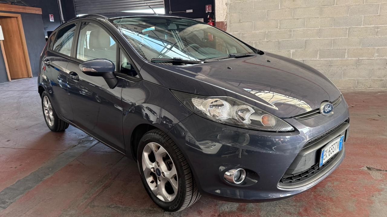 Ford Fiesta 1.4 TDCi 5p. Titanium