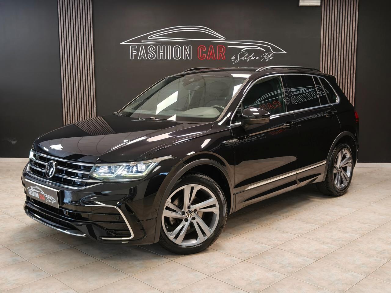 Volkswagen Tiguan 2.0 TDI 150 CV SCR DSG R-Line