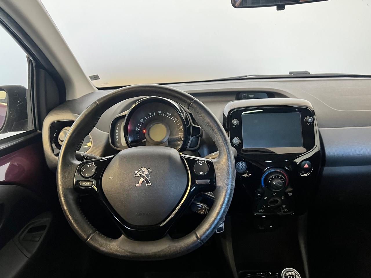 Peugeot 108 VTi 72 5 porte Allure