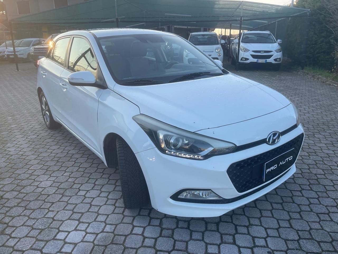 Hyundai i20 1.4 CRDi 5p. Active Login