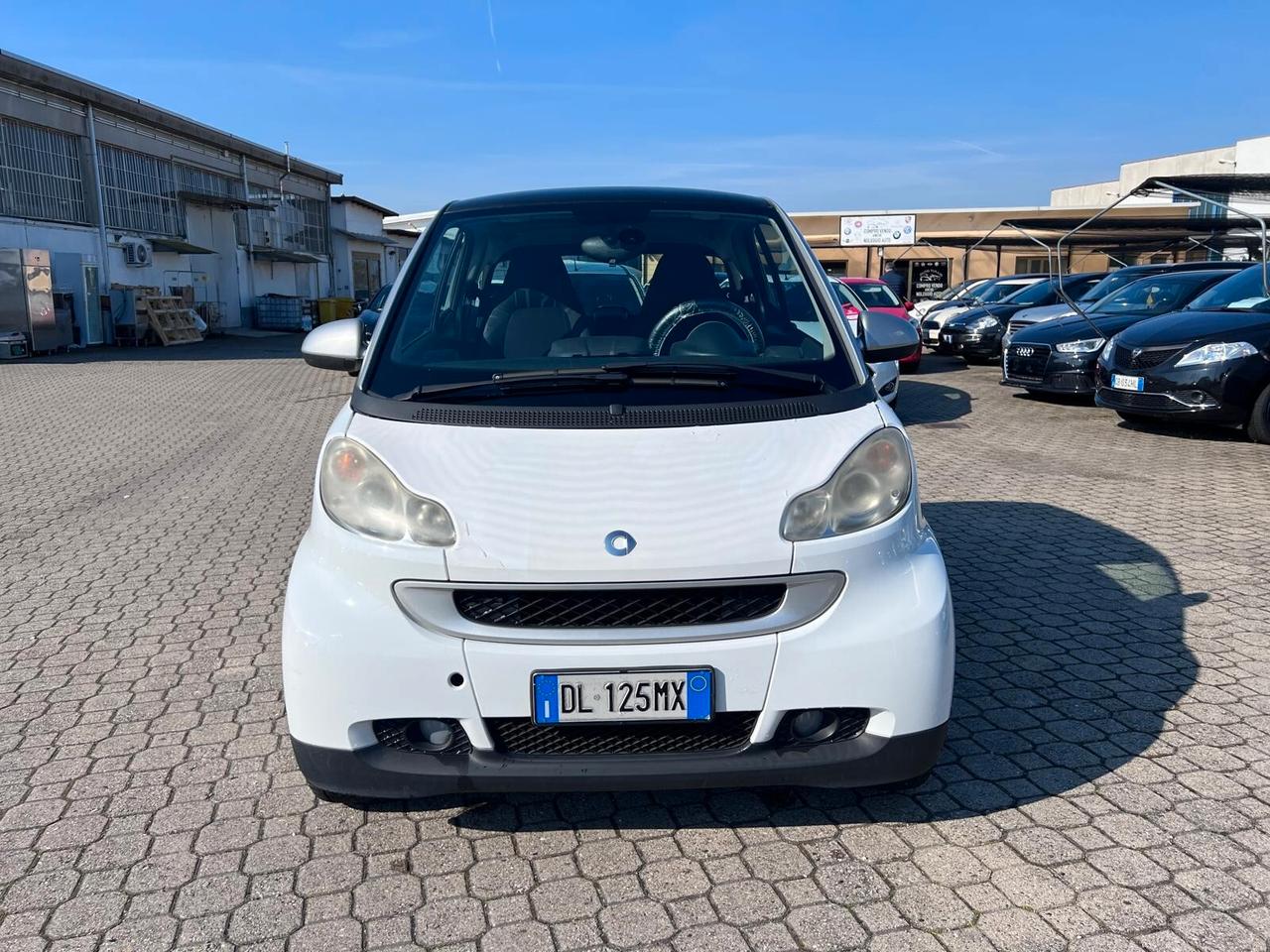 Smart ForTwo 1000 62 kW coupé passion