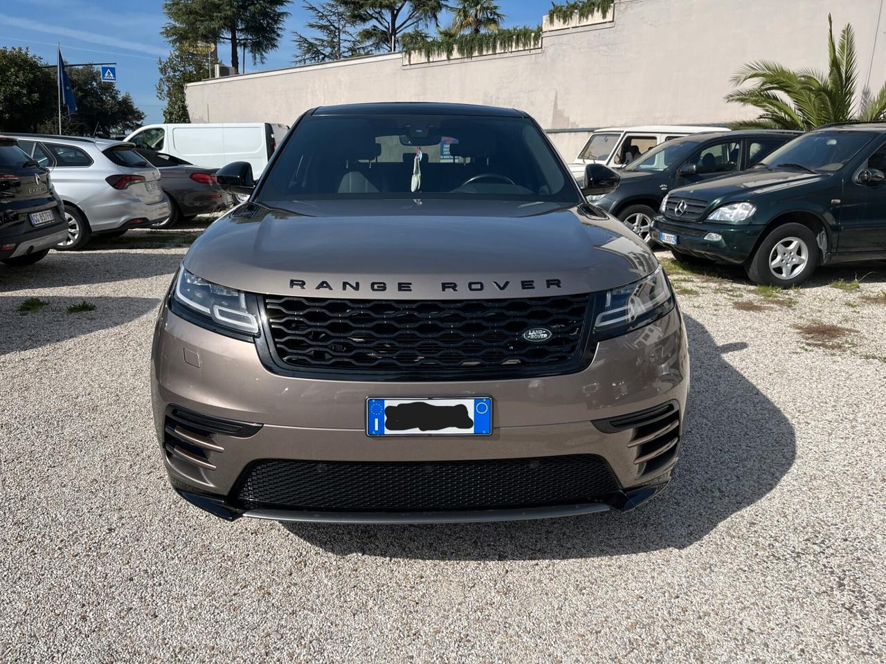 Land Rover Range Velar 2.0D I4 180 CV R-Dynamic HSE