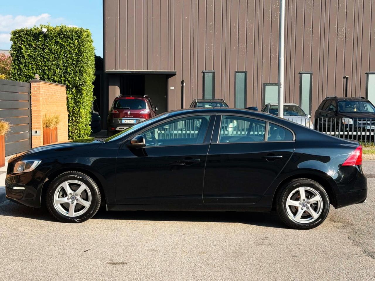 Volvo S60 R-design 2.0 190cv-143.000km-Full-GARANZIA-Euro6