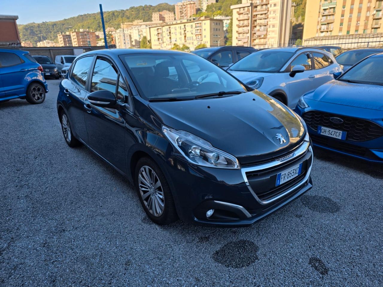 Peugeot 208 PureTech 82 5 porte Allure