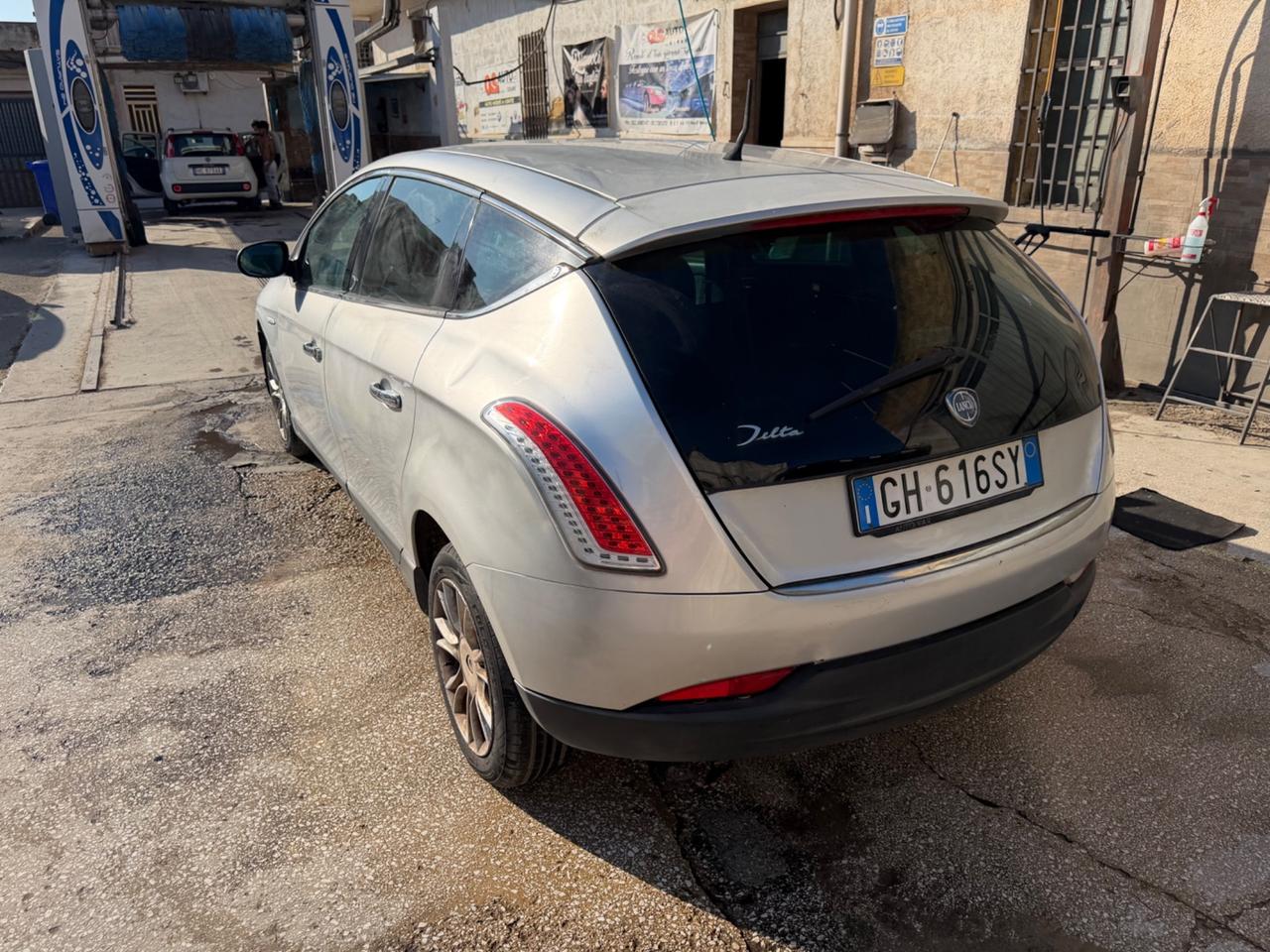 Lancia Delta 1.6 MJT DPF Gold