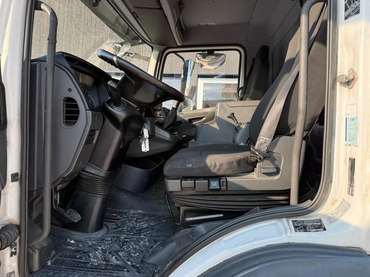 Mercedes Benz Atego 821 isotermico con frigo -20°C