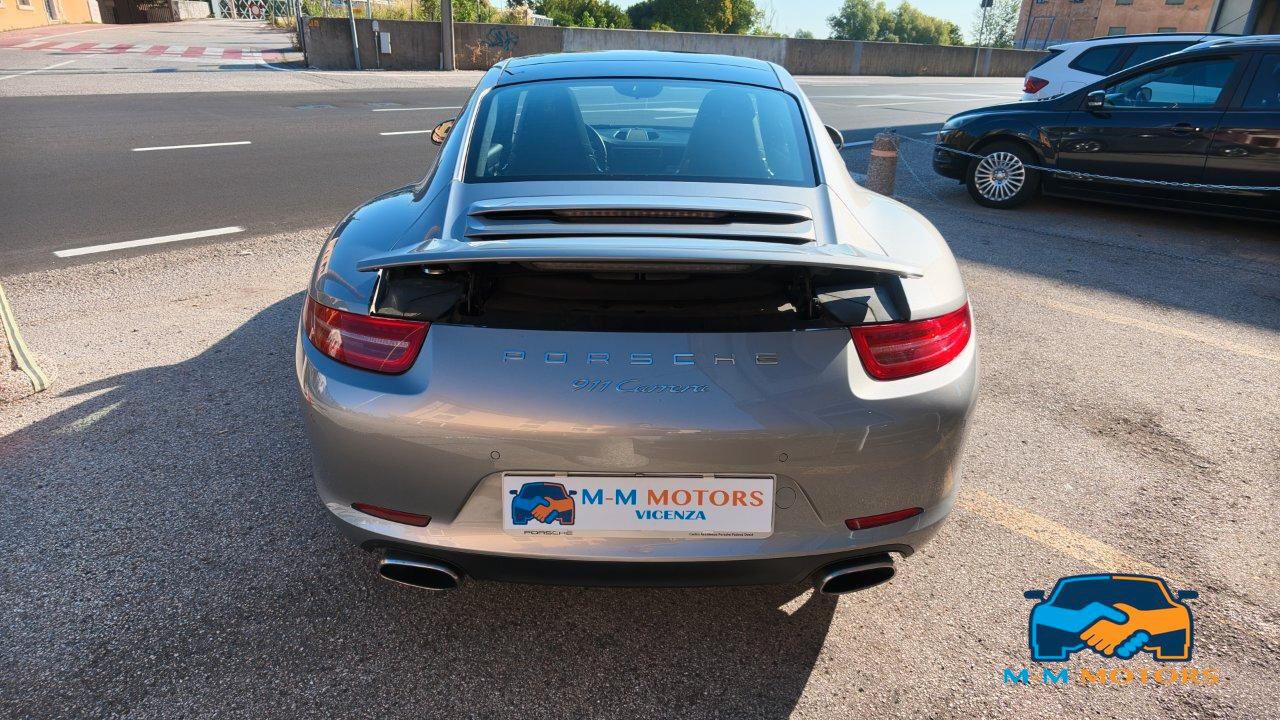 Porsche 911 Coupe 3.4 Carrera 4