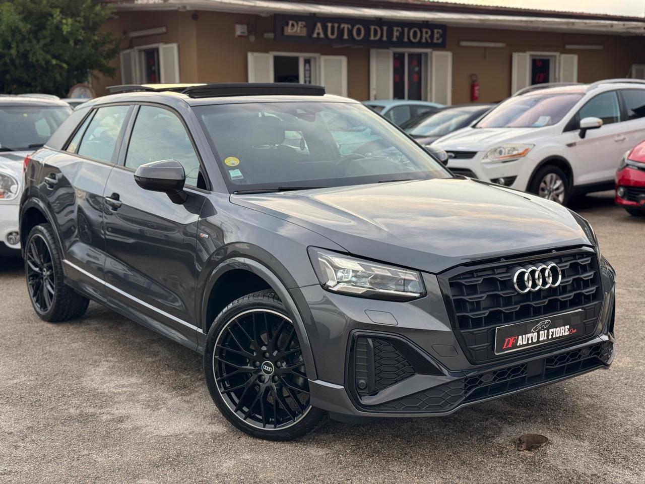 Audi Q2 30 TDI 116CV S tronic S-line Edition COCKPIT tetto