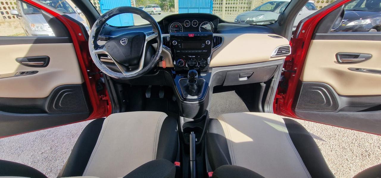 Lancia Ypsilon 0.9 TwinAir 85 CV Metano Ecochic Elefantino