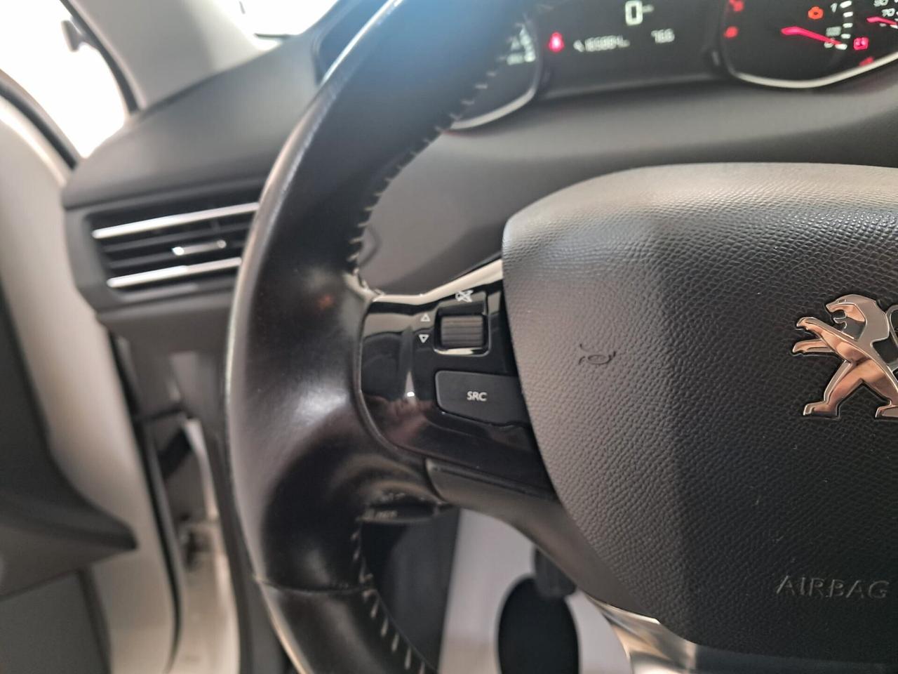 Peugeot 308 BlueHDi 120 S&S Business