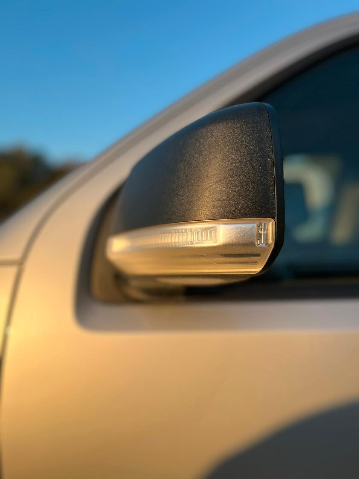 Nissan Navara 2.5 dCi 190CV 4 porte Double Cab XE