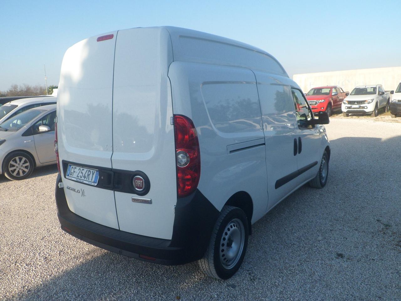 Fiat Doblo furgone maxi tetto alto