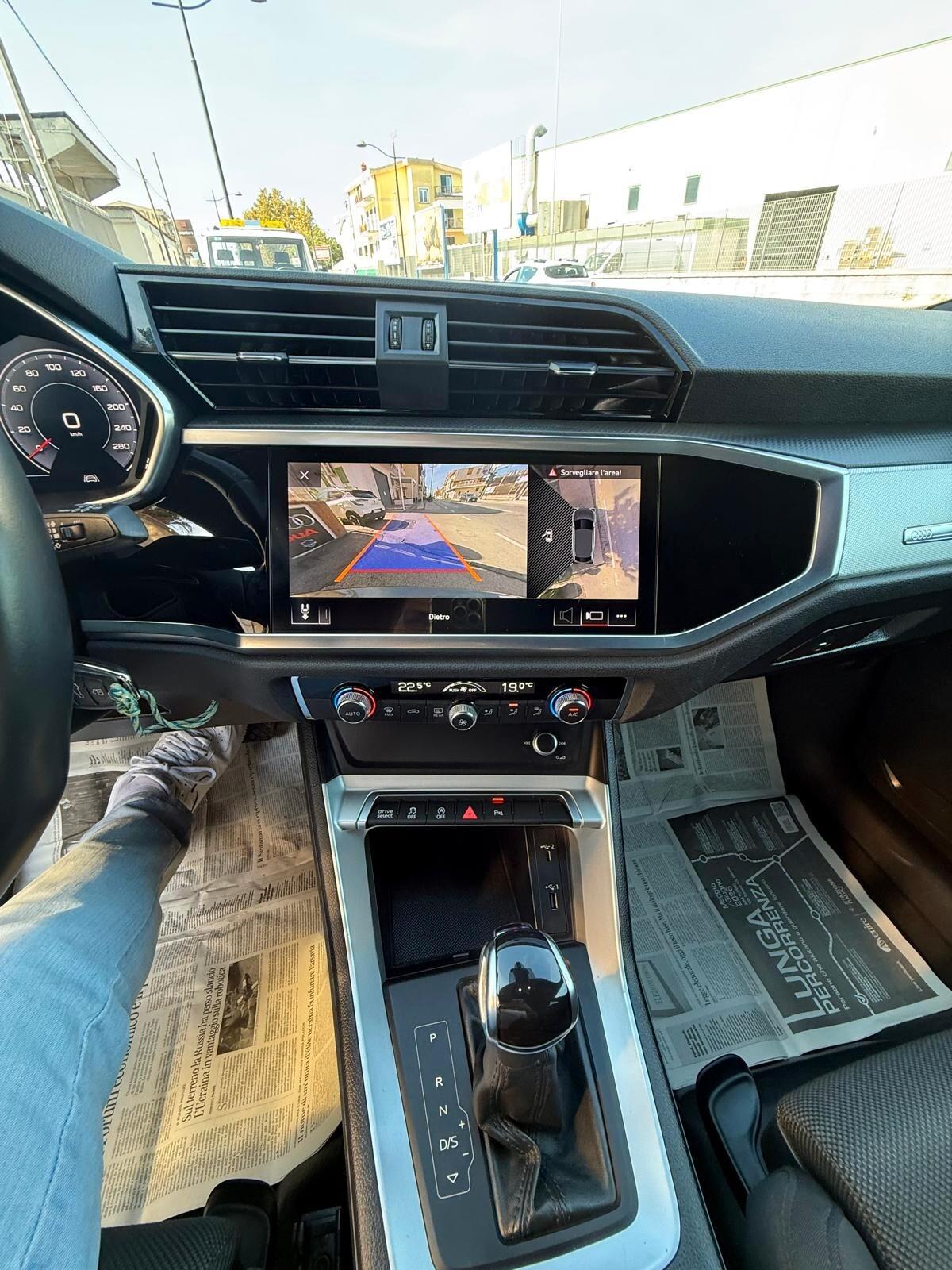 Audi Q3 SPORTBAK 35 TDI S tronic line edition