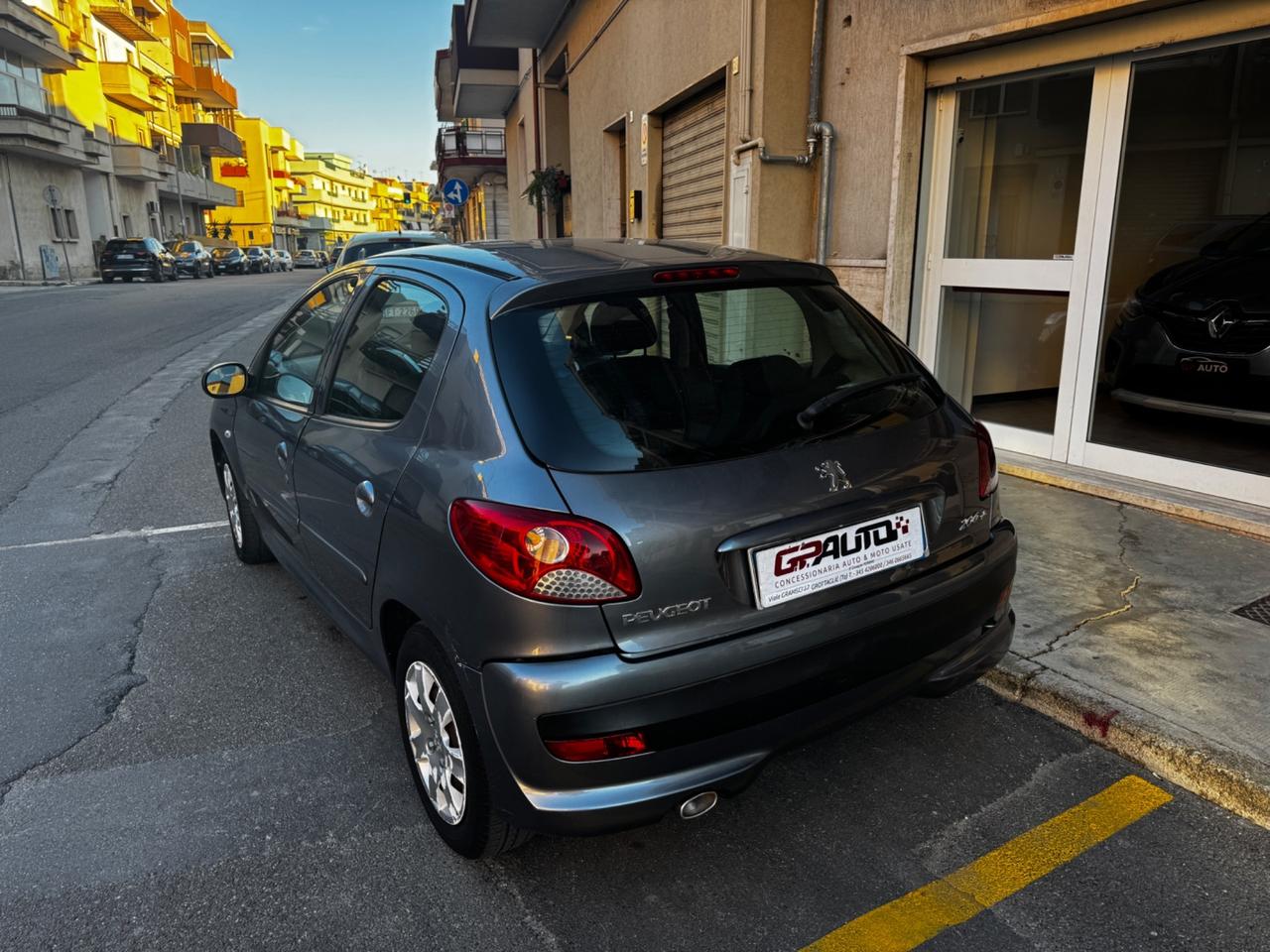 Peugeot 206 1.4 HDi 70CV NEOPATENTATI