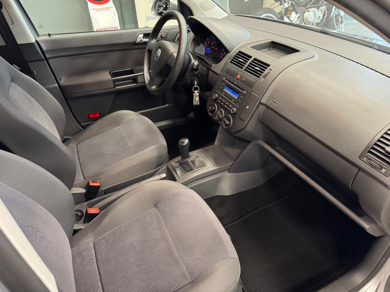Volkswagen Polo 1.2/70CV 12V 5p. Trendline