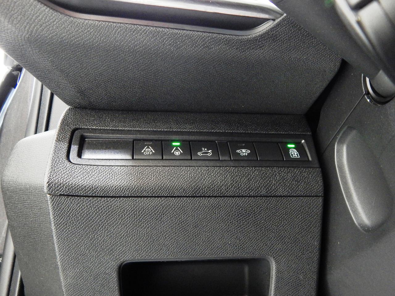 Peugeot 3008 1.5 bluehdi GT Pack S&S NAVI-PELLE ROSSA-PARK-LED-KAMERA