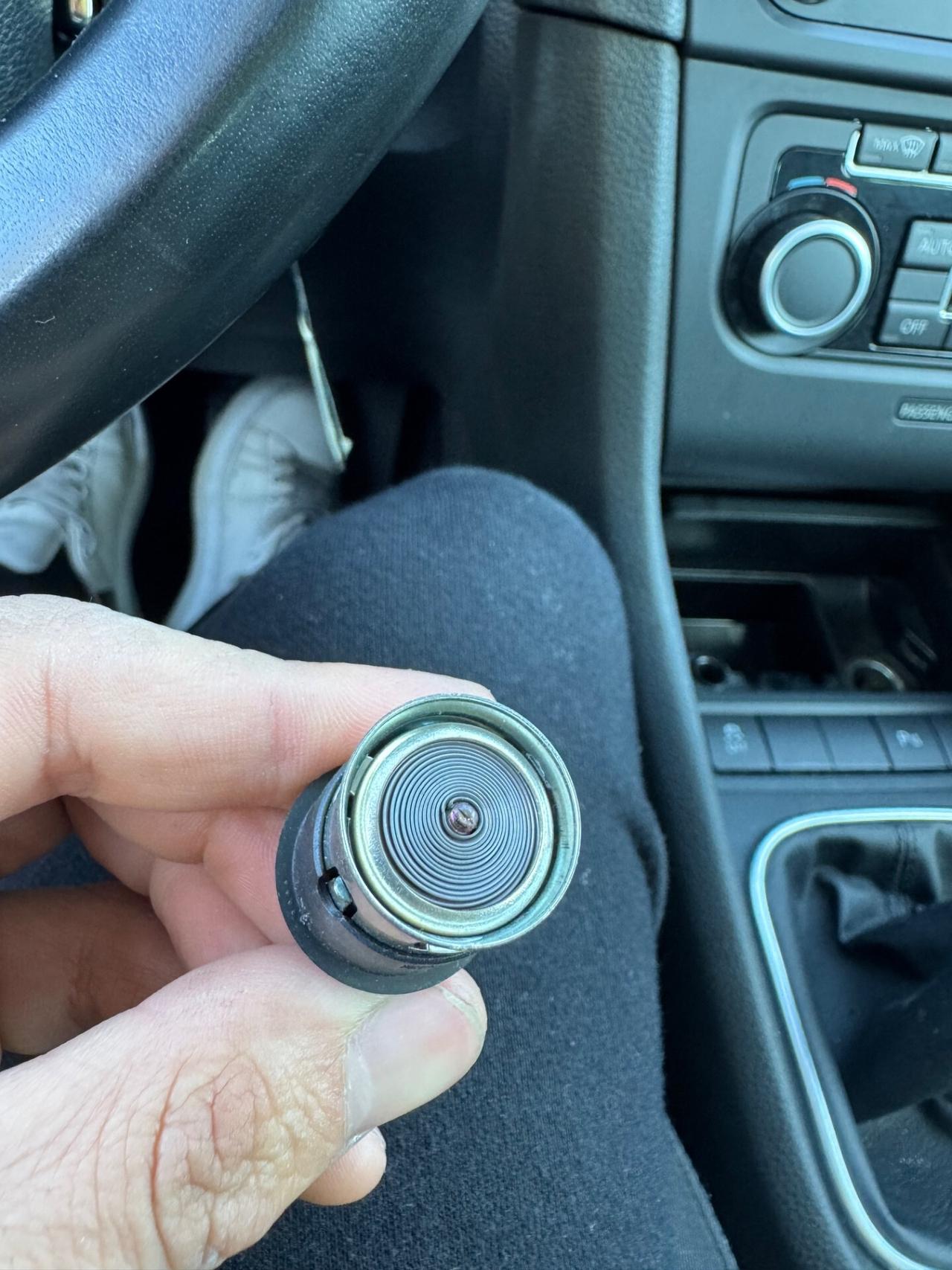 VOLKSWAGEN GOLF 1.6 TDI 105CV GARANZIA 12 MESI