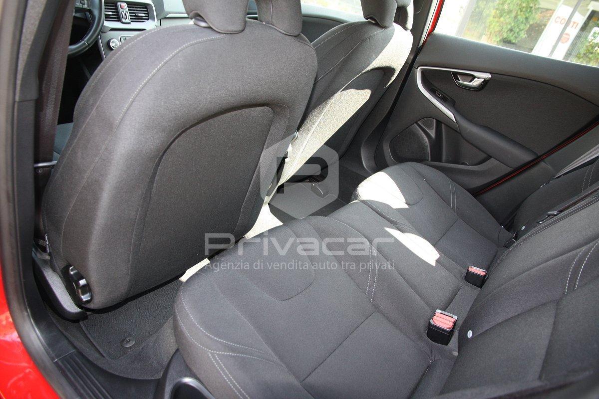 VOLVO V40 D2 Kinetic