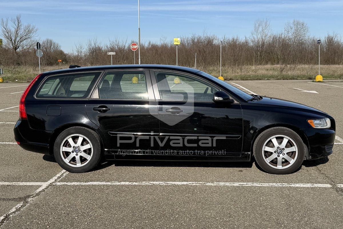 VOLVO V50 D2 POLAR