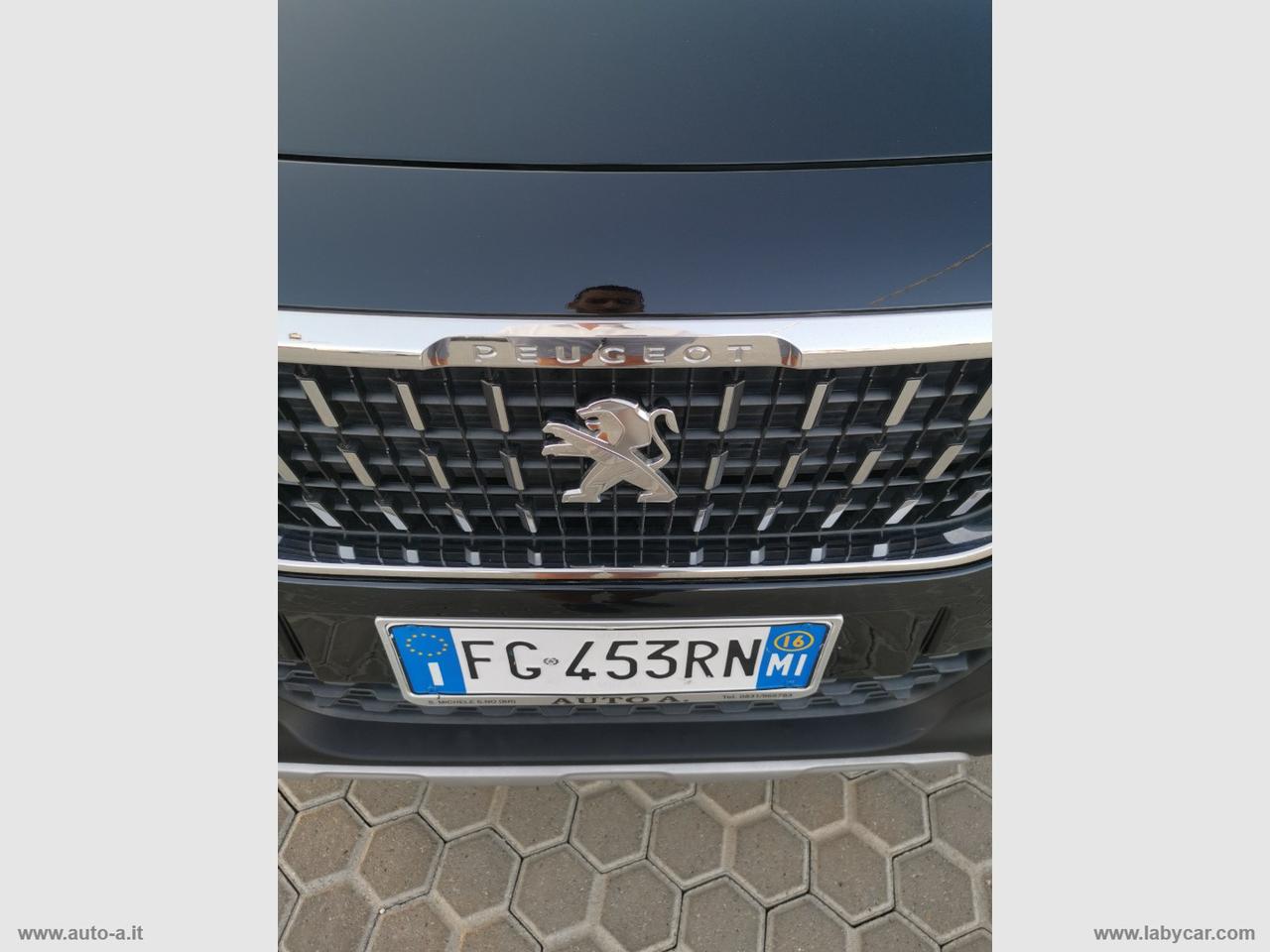 PEUGEOT 2008 PureTech 82 Allure