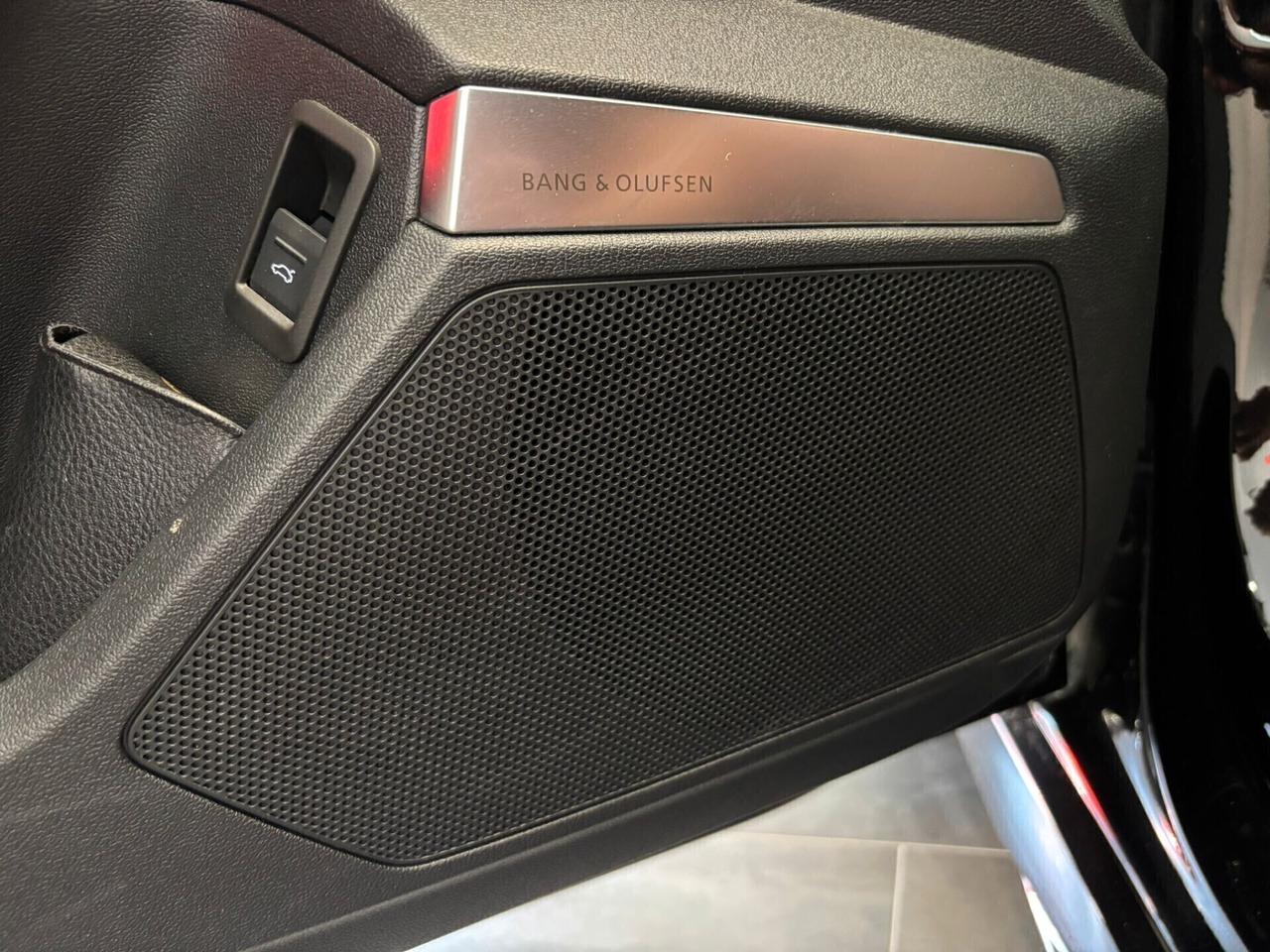 Audi RS3 quattro S tronic